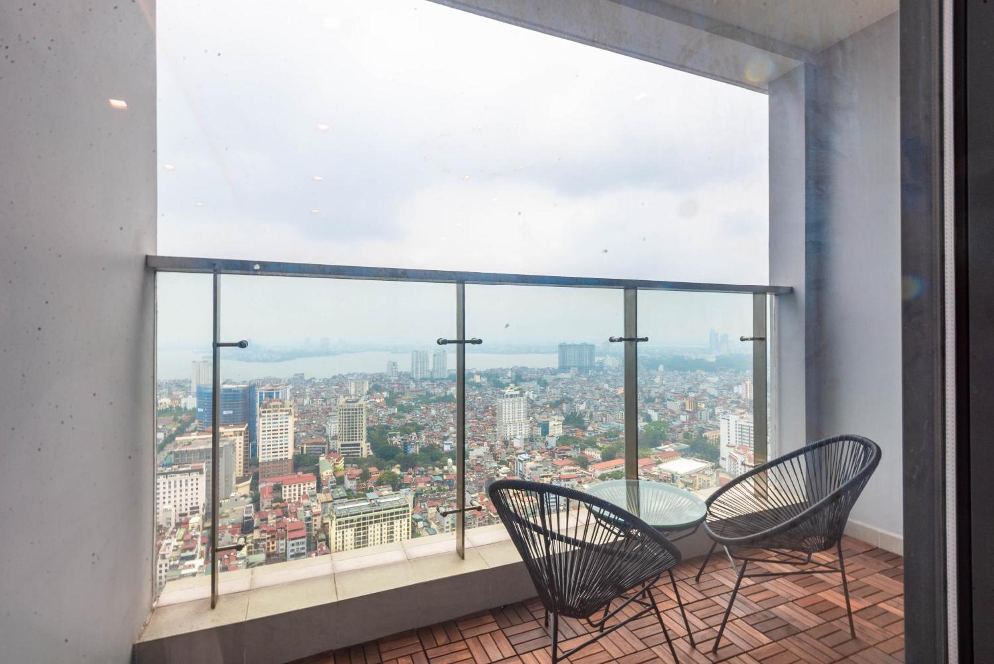 Luxury Serviced Apartment Vinhomes Metropolis Premium Hanói Exterior foto