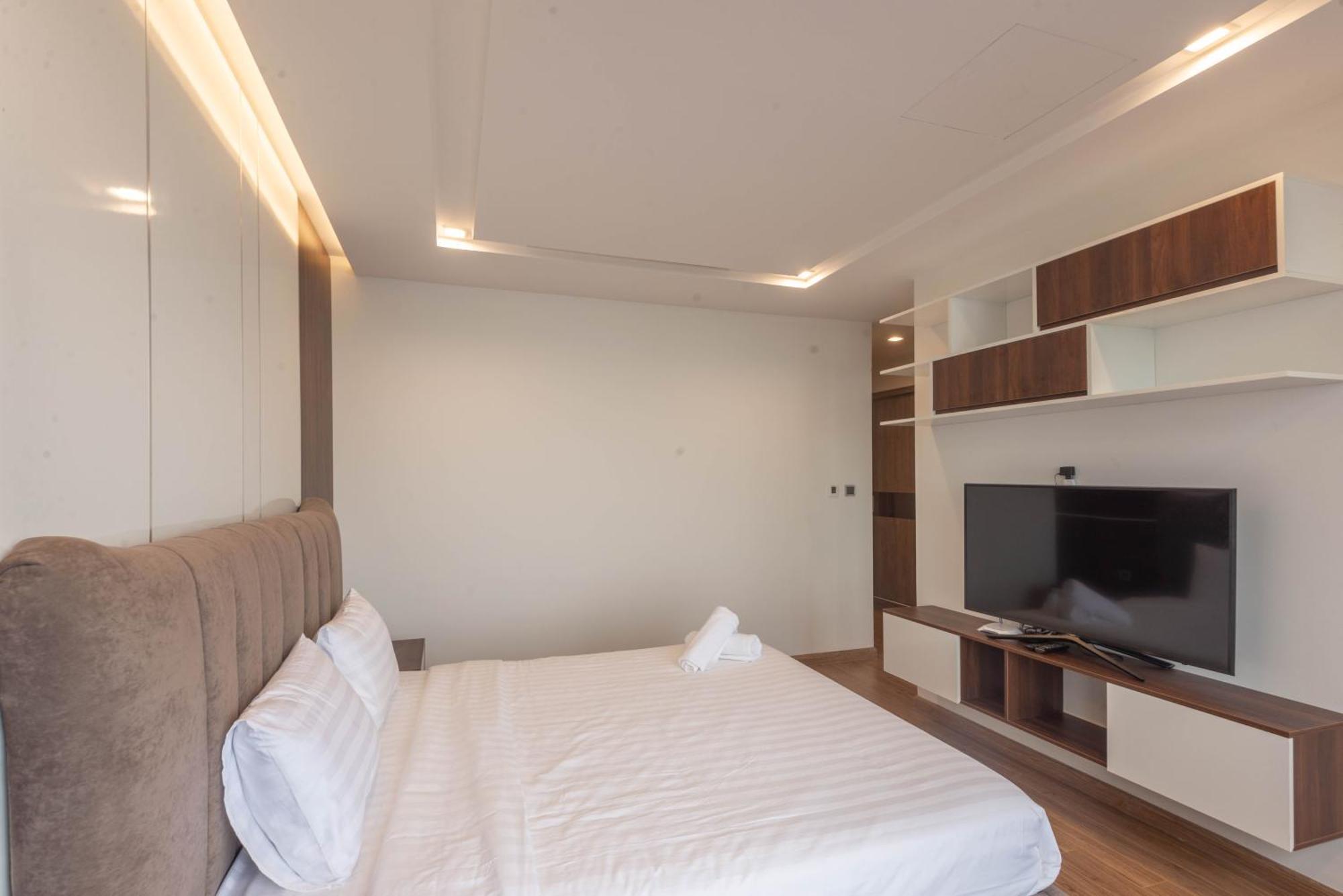 Luxury Serviced Apartment Vinhomes Metropolis Premium Hanói Exterior foto
