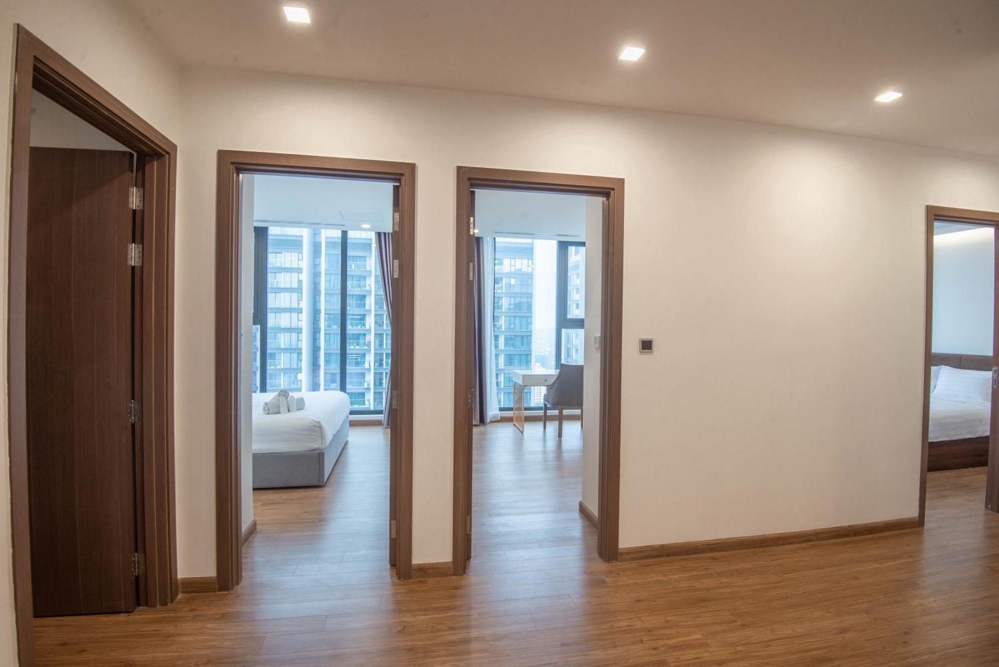 Luxury Serviced Apartment Vinhomes Metropolis Premium Hanói Exterior foto